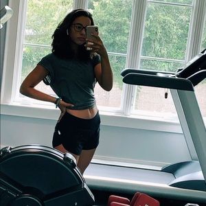 Meet your Posher, Frances